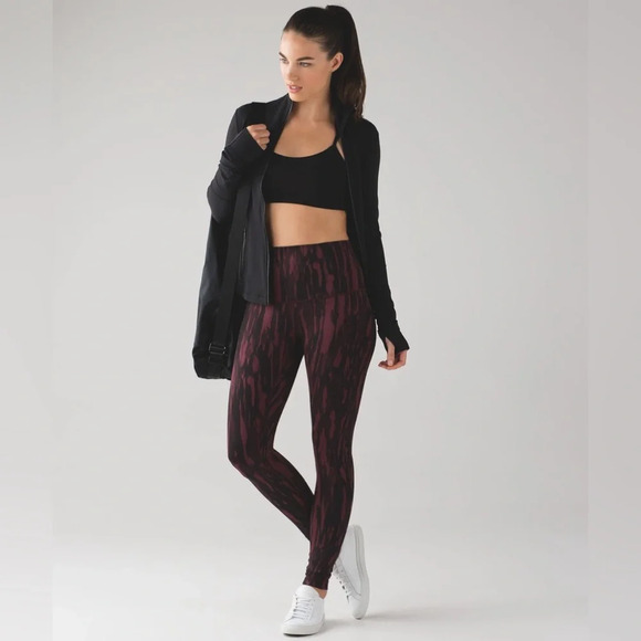 Lululemon Wunder Under Pant (Hi-Rise) (Full-On Luon) SZ 6 - Picture 1 of 8